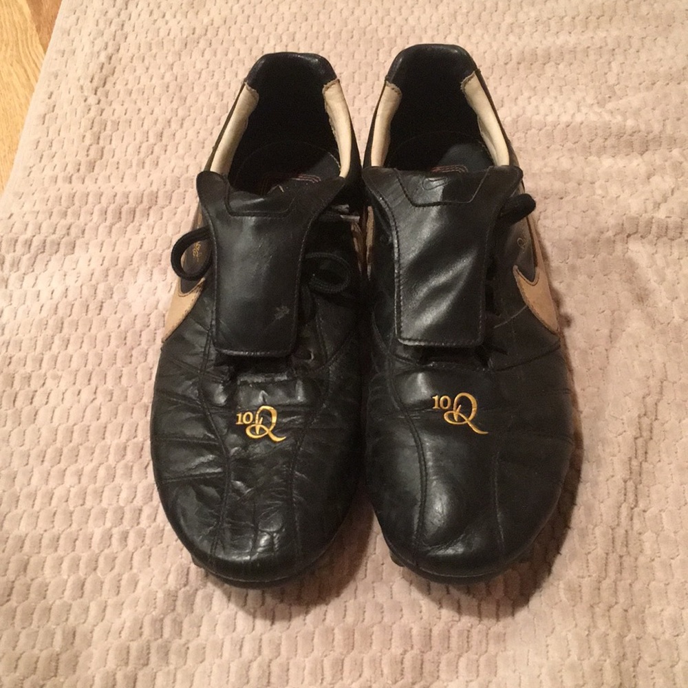 Soccer cleats Men's Size 10